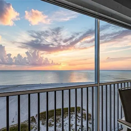 Penthouse Paradise-2