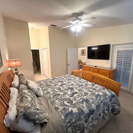 Full Time Lic Mgr - Modern 4 Bed 4 Bath Villa - Upscale Oceanfront Resort - Indoor Pickleball - Speakeasy!-3