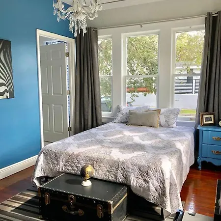 Private Suite Mins From Mia Free Parking-3