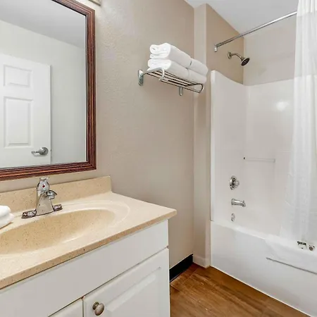 Extended Stay America Suites - West Palm Beach - Northpoint Corporate Park-2