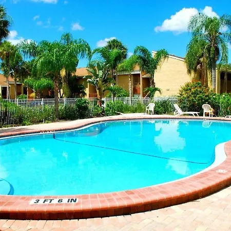 2Br/1Ba Sienna Park Apartment-2
