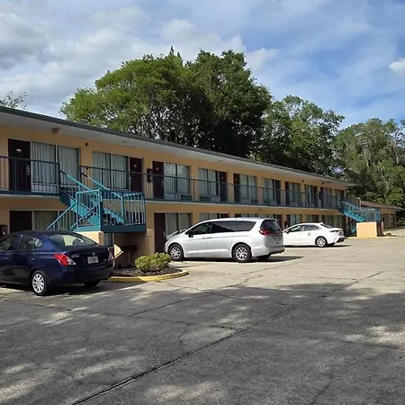 Travelers Inn Gainesville-2