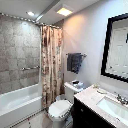 2Br/2Ba Condo Sienna Park-3