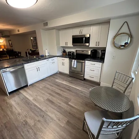 Full Time Lic Mgr - Modern 3 Bed 4 Bath Villa - Upscale Oceanfront Resort - Indoor Pickleball - Speakeasy!-2