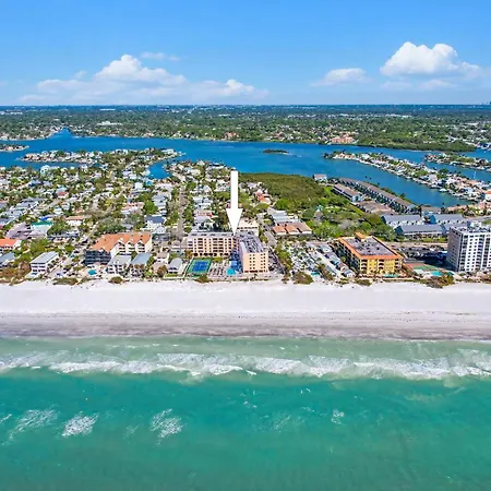 Reef Club 401-2