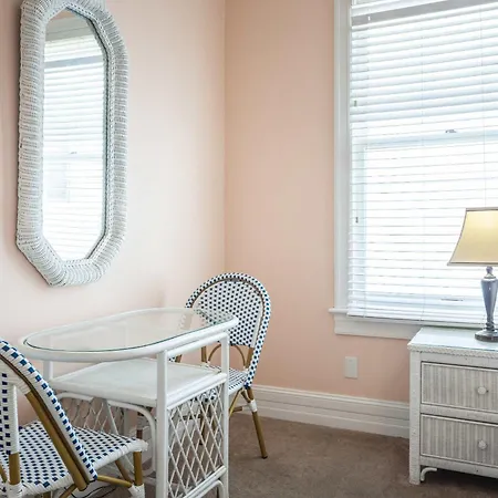 Curry Mansion Inn-2