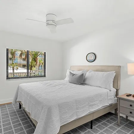 Sandcastles - Cocoa Beach Oceanfront Condos With Heated Pool Tennis-3