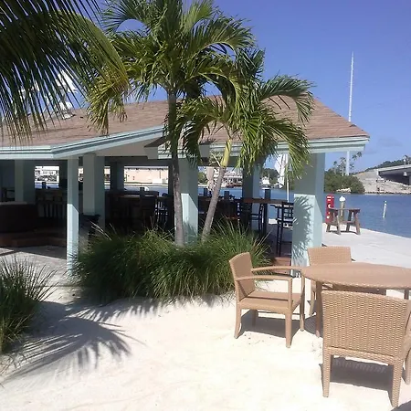 Smugglers Cove Resort And Marina-2