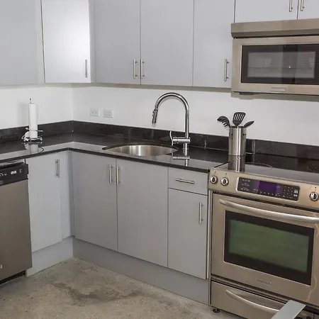 Real Living Hotel Residence-3