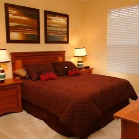 Vista Cay Apartments-3