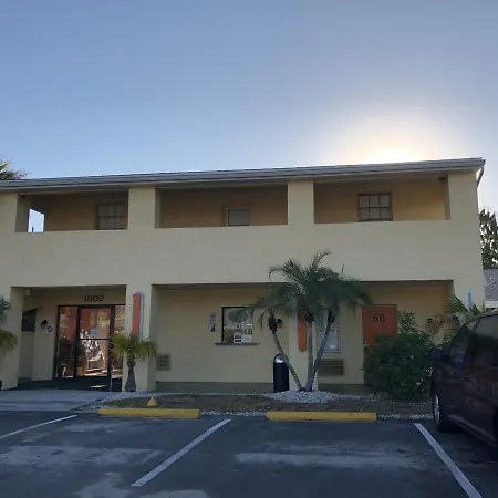 Sunset Inn- Fort Pierce, Fl-2