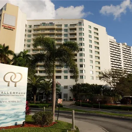 Beautiful Galleryone Condo 10Th Fl-3