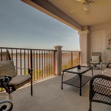 Lakeview Executive Penthouse-3