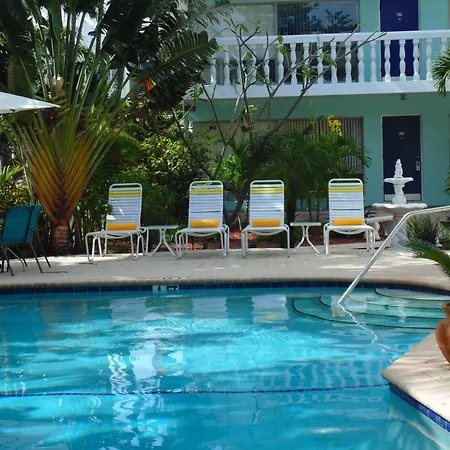 Cheston House - Clothing Optional All Male Guesthouse-2
