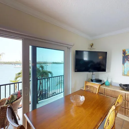 Boot Key Harbor Retreat Second Story-2