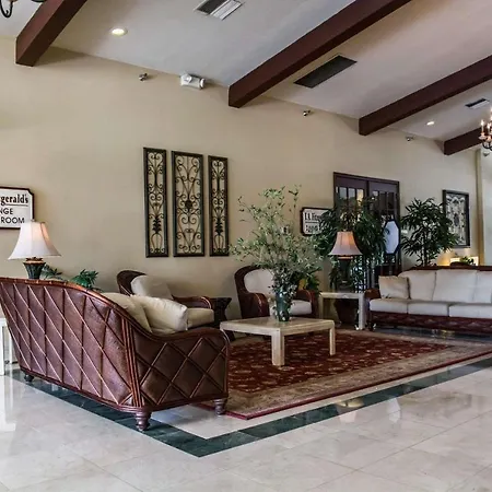 Quality Inn And Suites Golf Resort-3