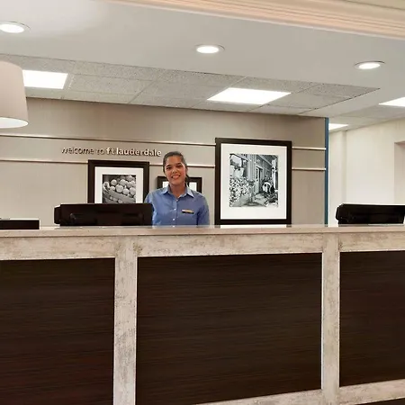 Hampton Inn & Suites Ft.Lauderdale Airport South-2