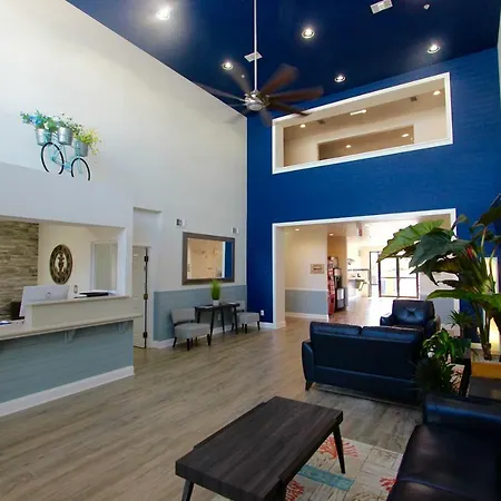 Hotel Pensacola-2