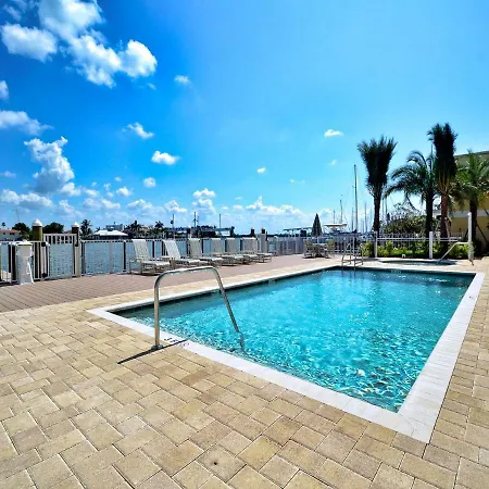Sandpiper'S Cove 201 Sandpiper'S Cove Luxury 3 Bedroom 2 Bathroom 23132-3