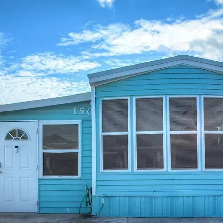 Island Beach House With No Extra Fees-3