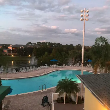 Beautiful 3 Bedroom Apartment Minutes From Disney!-2