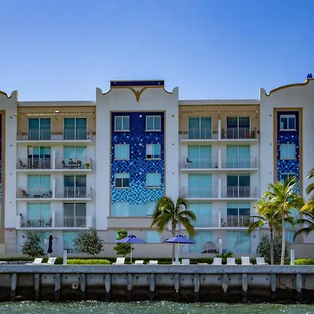 Mare Azur Design District Luxury Apartments-2