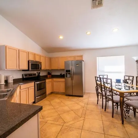 2636 4-Bed Orlando/Disney Area Vacation Home! Home-2