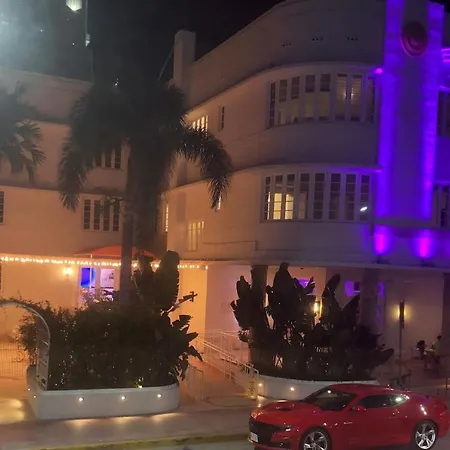 Heart Of South Beach / Modern Apartment / Ocean Drive - Carlyle-2