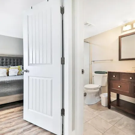 Shores Club - 302-3