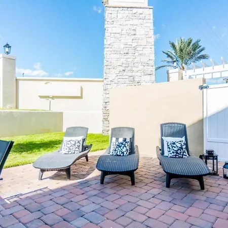 Amazing Townhome With Summer Kitchen Su2668-2