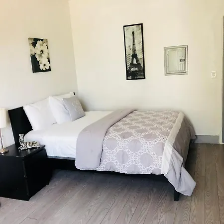 Cozy Studio In Miami Beach-3