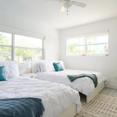 Luxury Casa 4 Bedrooms With Pool & Game Room 15 Mins To Ocean-3