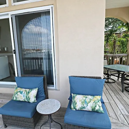 Inn At Camachee Harbor View 10-3