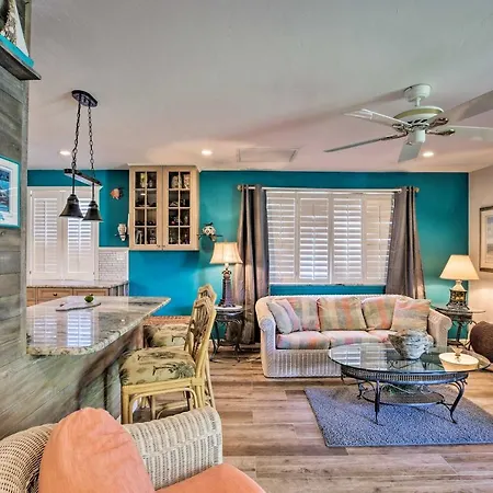 Updated Naples Cottage - Near Beaches And Golfing!-3