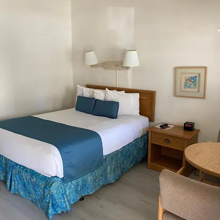 Beach Shell Inn-3