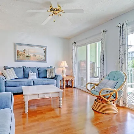 Sea Bluff Townhomes 19-2