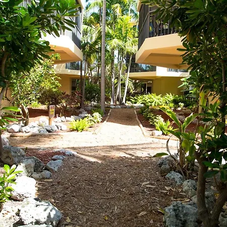 Coco Plum Beach & Tennis Club & Marina-3