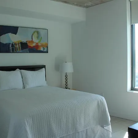 Wynwood Design District Apartments 30 Day Rentals-2