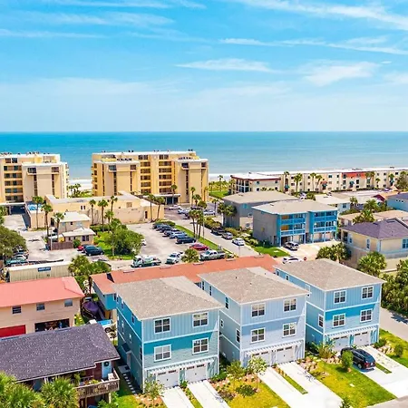 Beach Escape One - Luxury Townhome-3