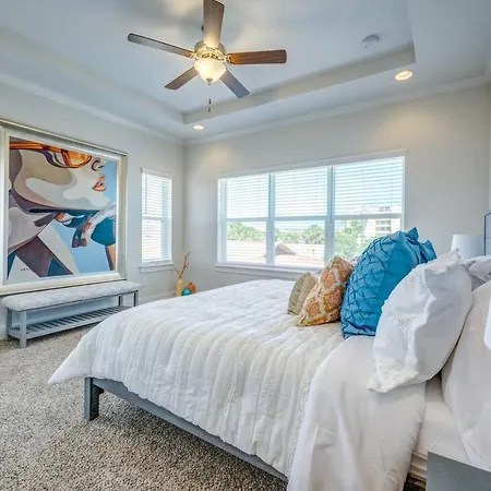 Beach Escape One - Luxury Townhome-2