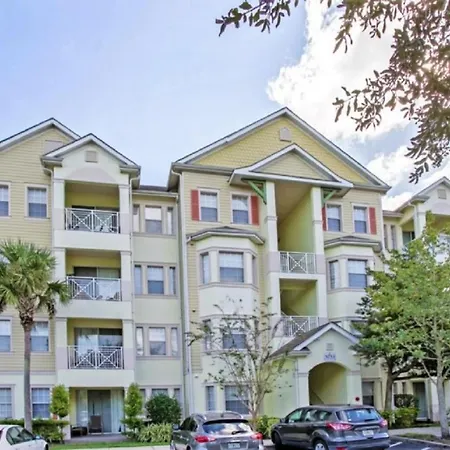 Two-Bedroom Townhome Kissimmee-2