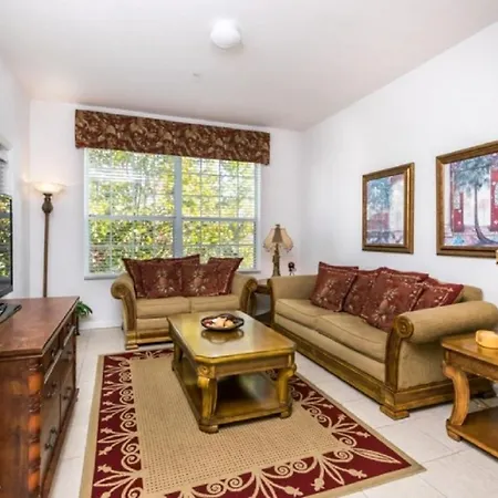 Three-Bedroom Apartment Kissimmee-2