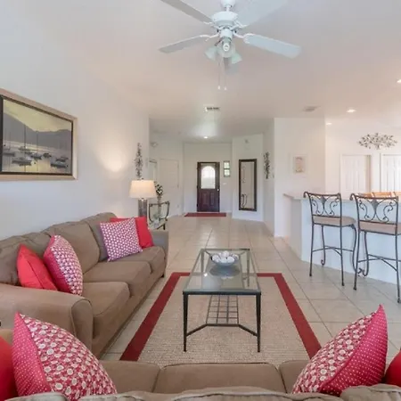 Three-Bedroom Pool Home Kissimmee-2