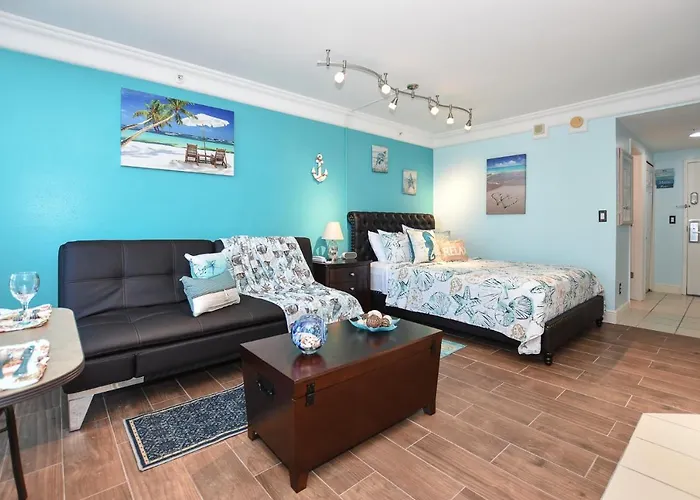 Boutique Ocean View Studio Condo. Daytona Beach