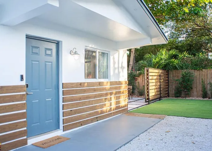 Villa Casa Madeira @ The Heart Of Miami Design District