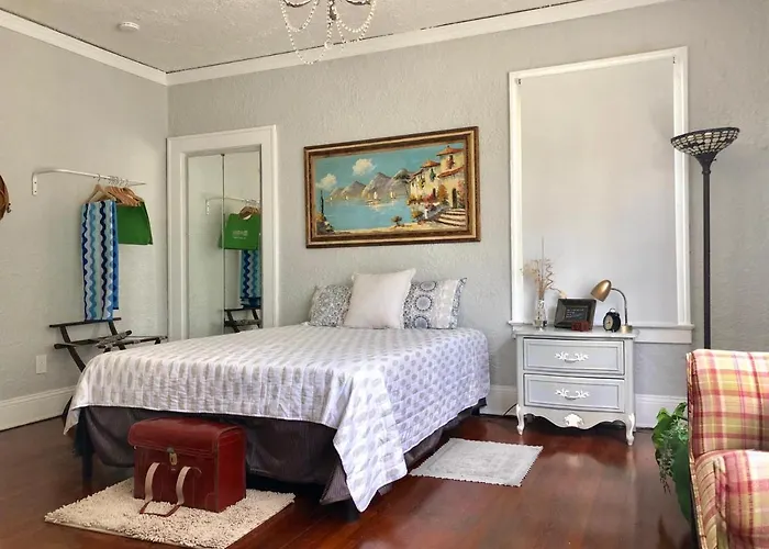 Comfy And Spacious Suite With Free Parking Miami che accetta animali