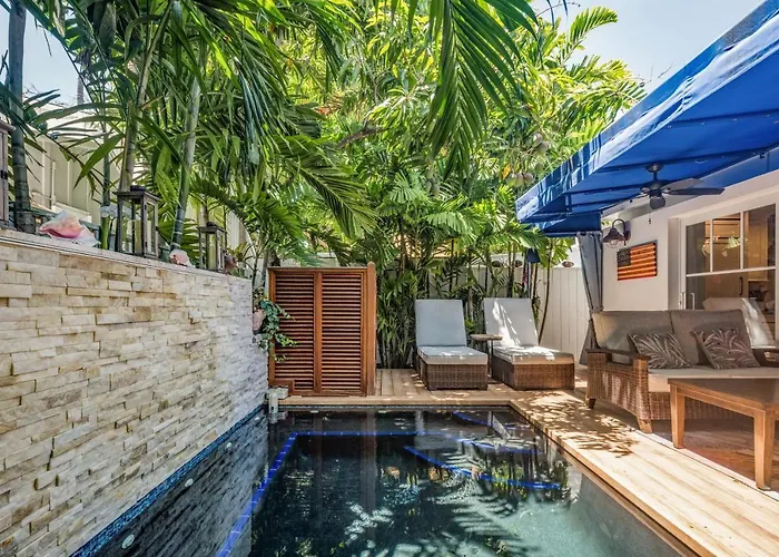 Margaret Street Retreat Villa Key West