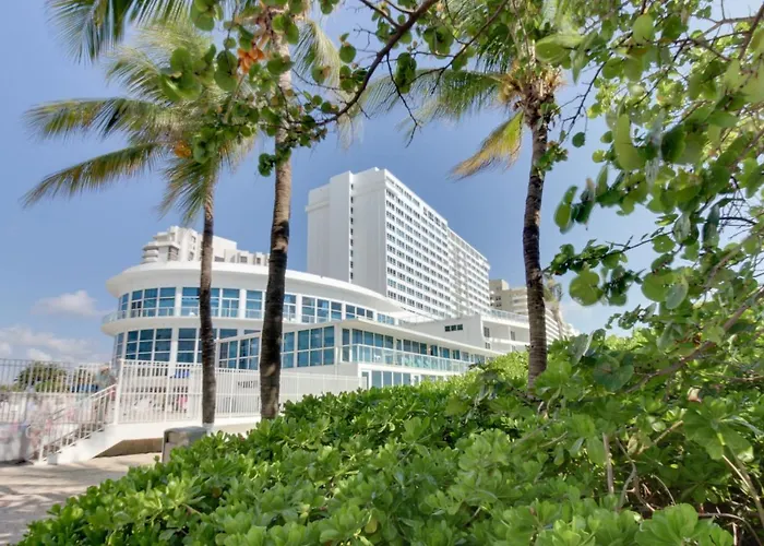 Castle Beach: Rumba Suite Miami Beach