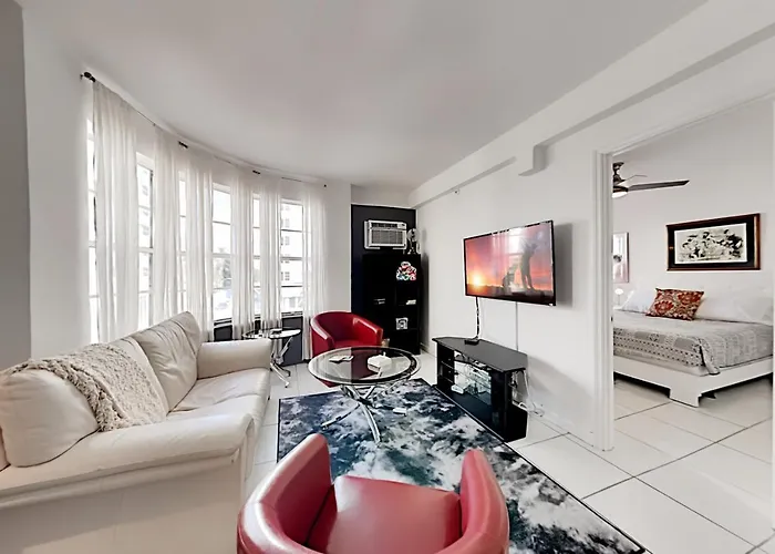 Miami Beach Madison Gem