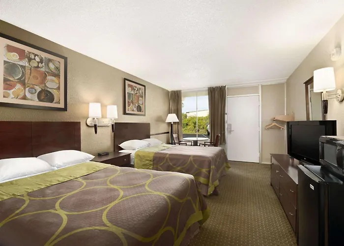 Super 8 By Wyndham Ormond Beach